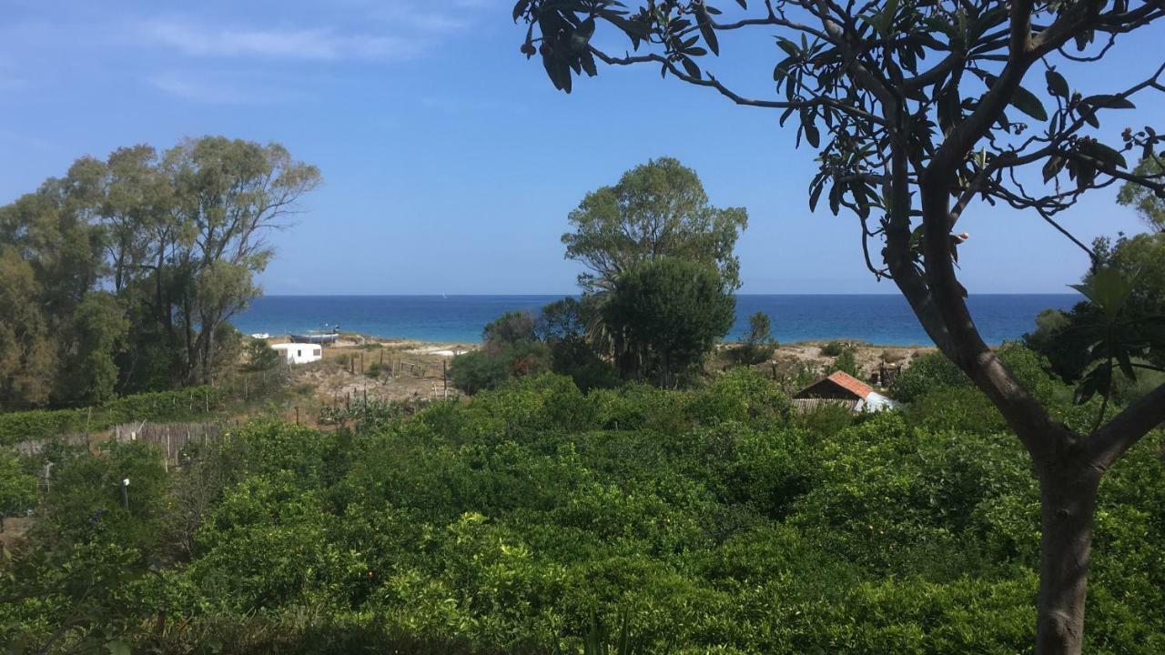 Casa Sulla Spiaggia- Mortelle Messina Eksteriør billede